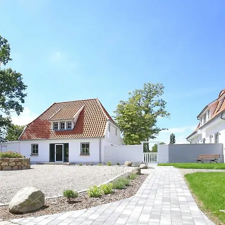 Landidyll Elmenhorst 01 Apartment
